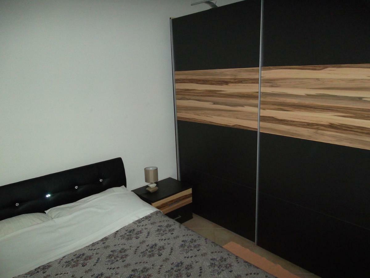 Hodak Apartment Nerezine Bagian luar foto